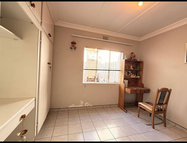 4 BEDROOM FREEHOLD FOR SALE IN NEWCASTLE CENTRAL
